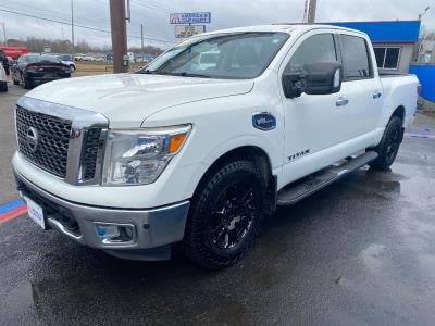 2017 Nissan Titan