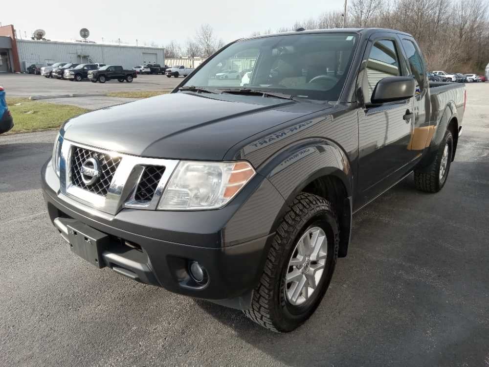 2014 Nissan Frontier SV's photo