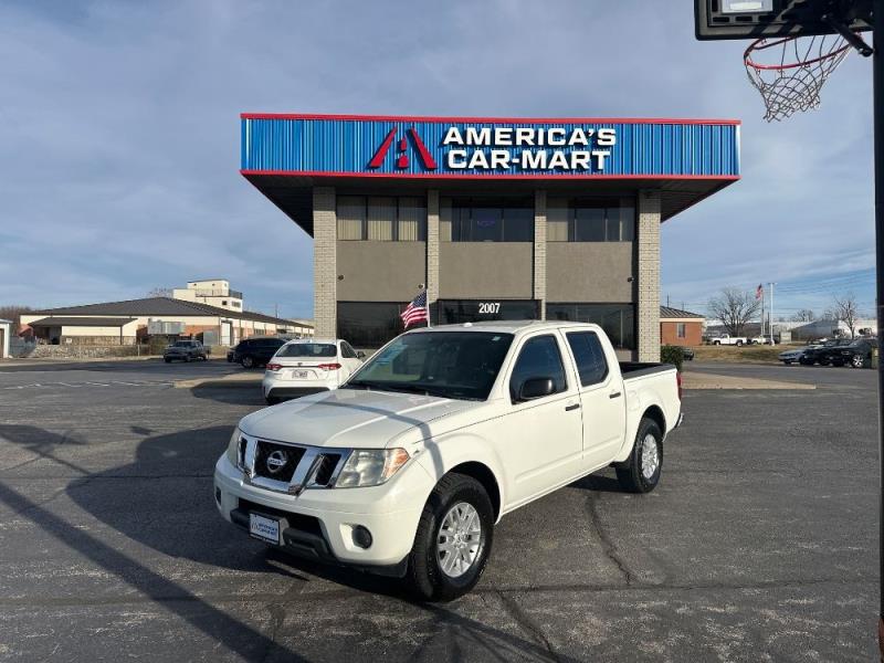 2016 Nissan Frontier SV's photo