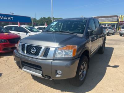 2014 Nissan Titan