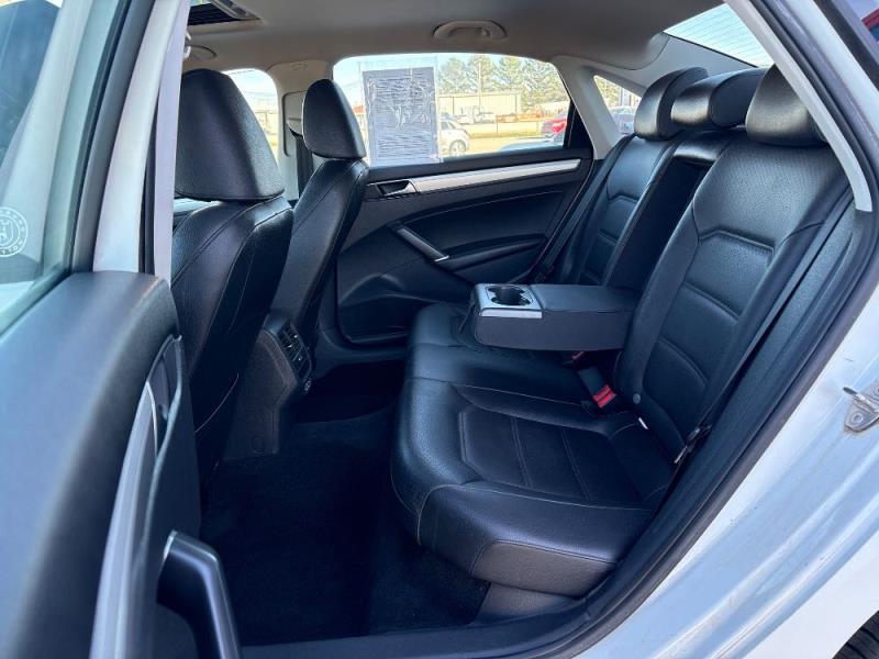 2019 Volkswagen Passat Wolfsburg Edition's photo