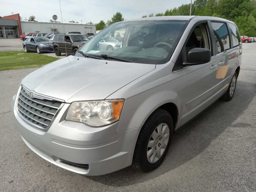 2010 CHRYSLER TOWN & COUNTRY LX