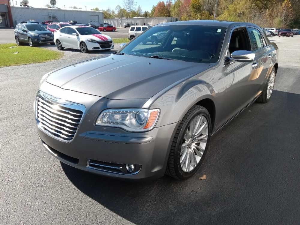 2011 CHRYSLER 300 LIMITED