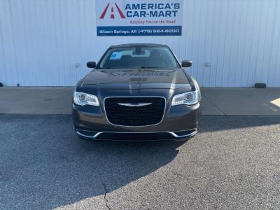 2019 Chrysler 300