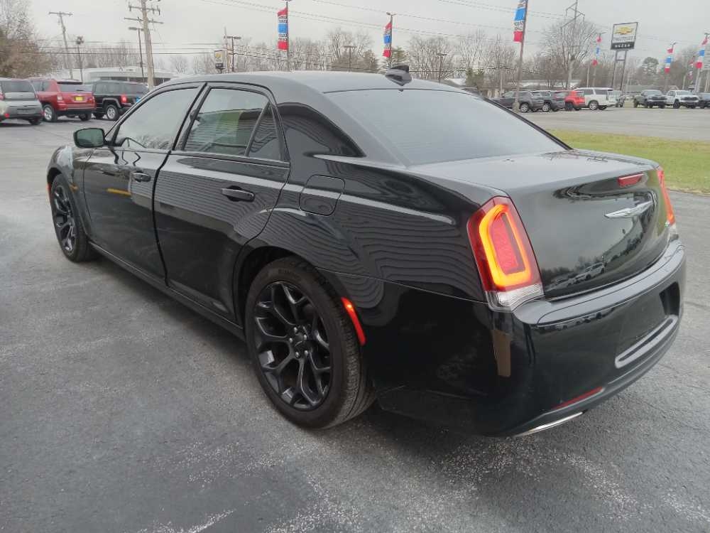 CHRYSLER 300S BASE