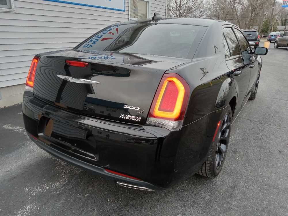 CHRYSLER 300S BASE