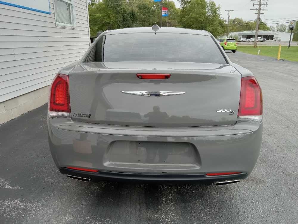 CHRYSLER 300S BASE