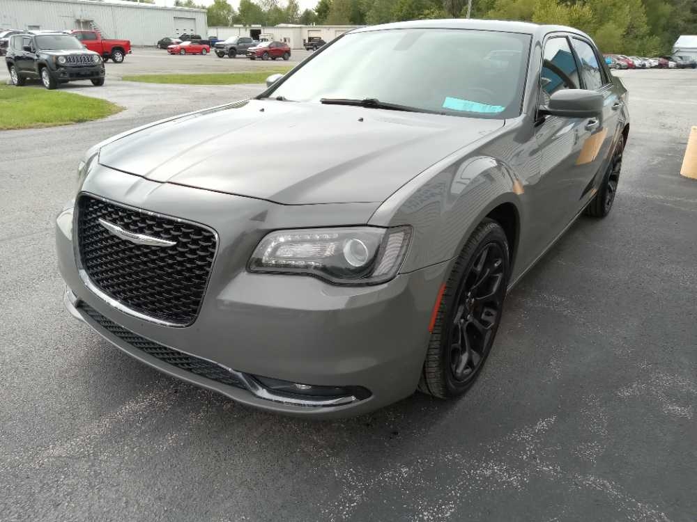 2019 CHRYSLER 300S BASE