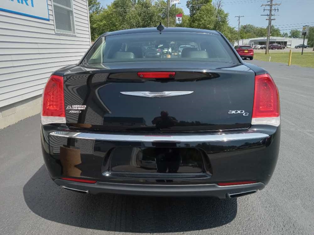 CHRYSLER 300C BASE