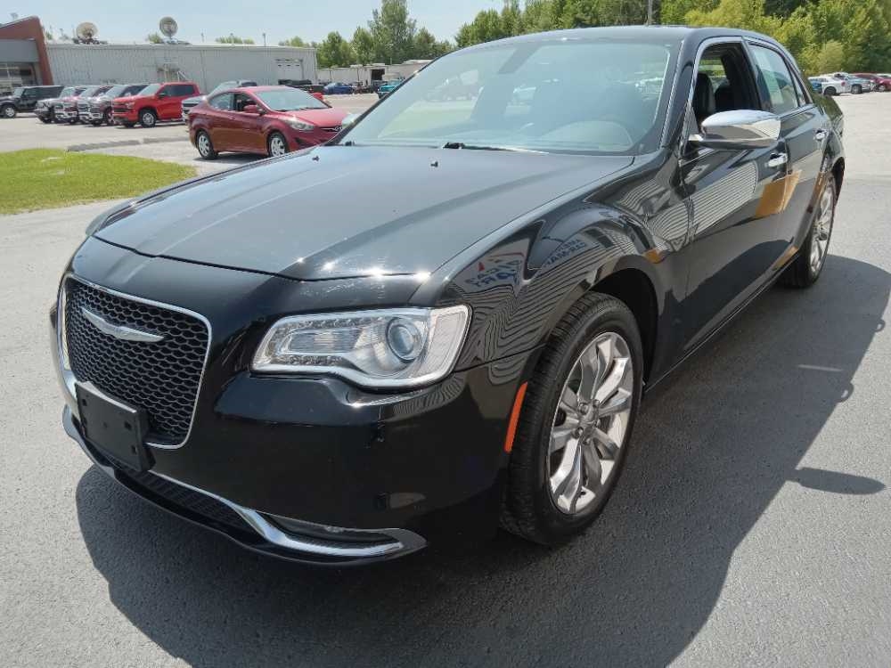 CHRYSLER 300C BASE