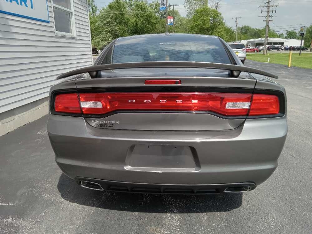 DODGE CHARGER SE