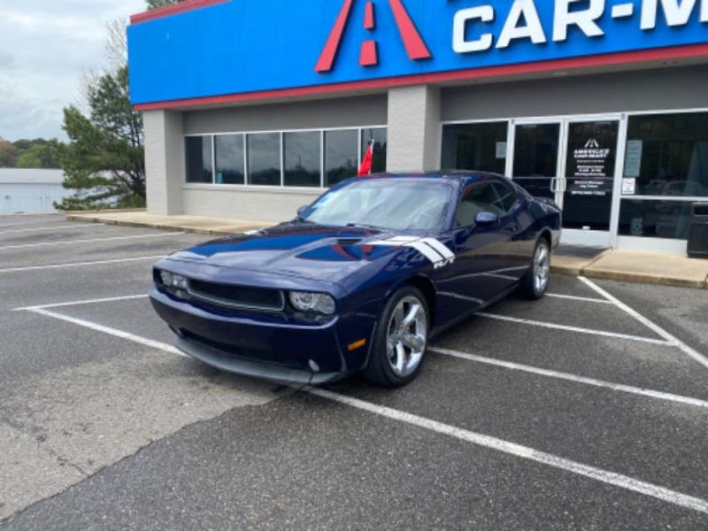 2013 Dodge Challenger R/T's photo