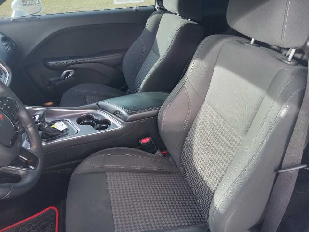 DODGE CHALLENGER SXT