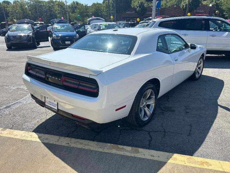 Image of 2018 Dodge Challenger SXT