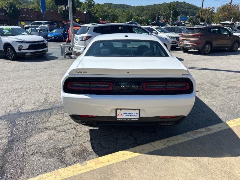 Image of 2018 Dodge Challenger SXT