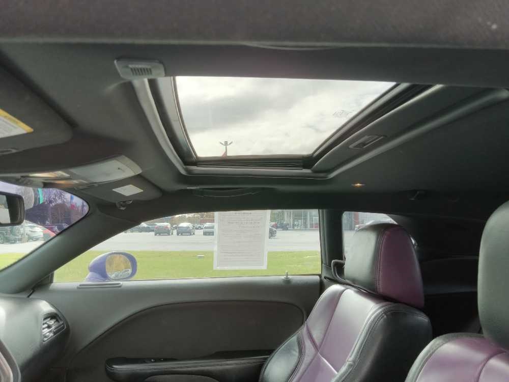 DODGE CHALLENGER SXT