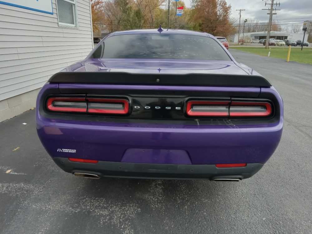 DODGE CHALLENGER SXT
