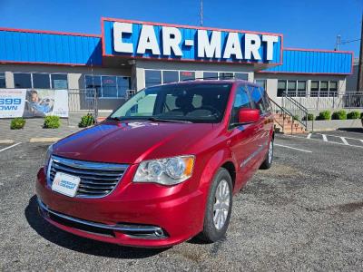 2016 Chrysler Town & Country