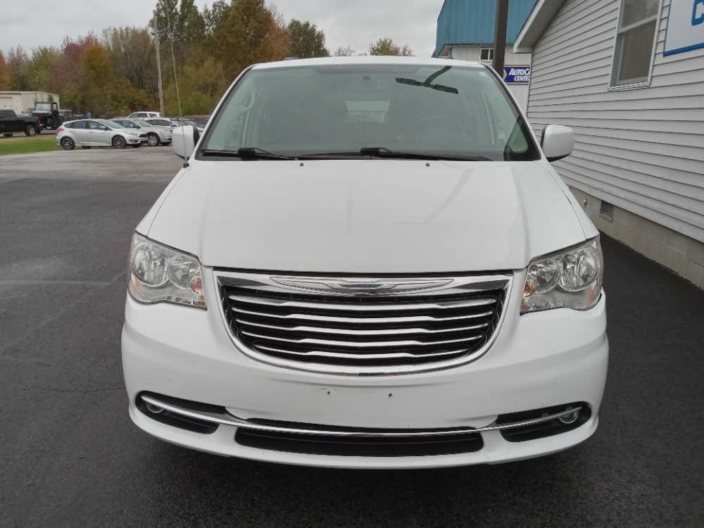 CHRYSLER TOWN & COUNTRY TOURI