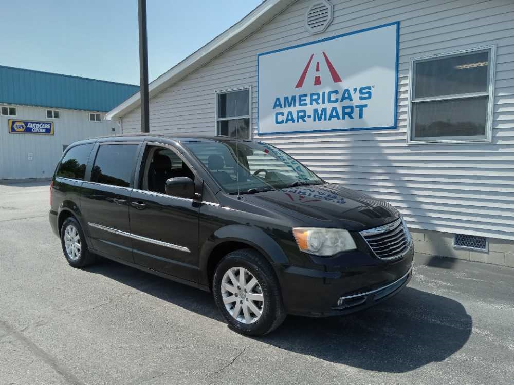 CHRYSLER TOWN & COUNTRY TOURI