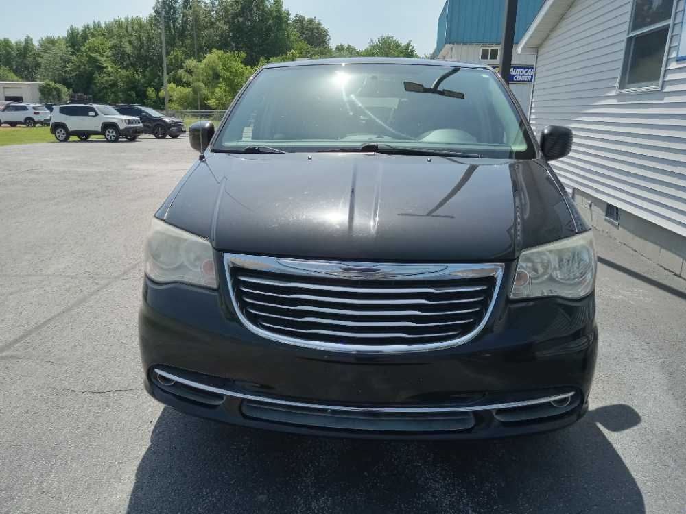 CHRYSLER TOWN & COUNTRY TOURI