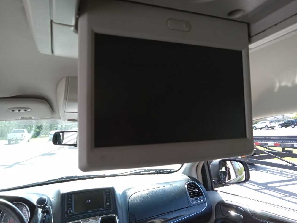CHRYSLER TOWN & COUNTRY TOURI