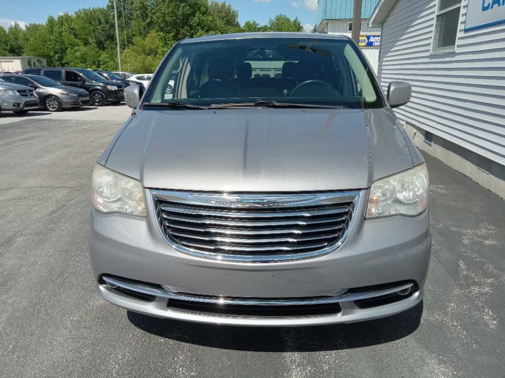 CHRYSLER TOWN & COUNTRY TOURI