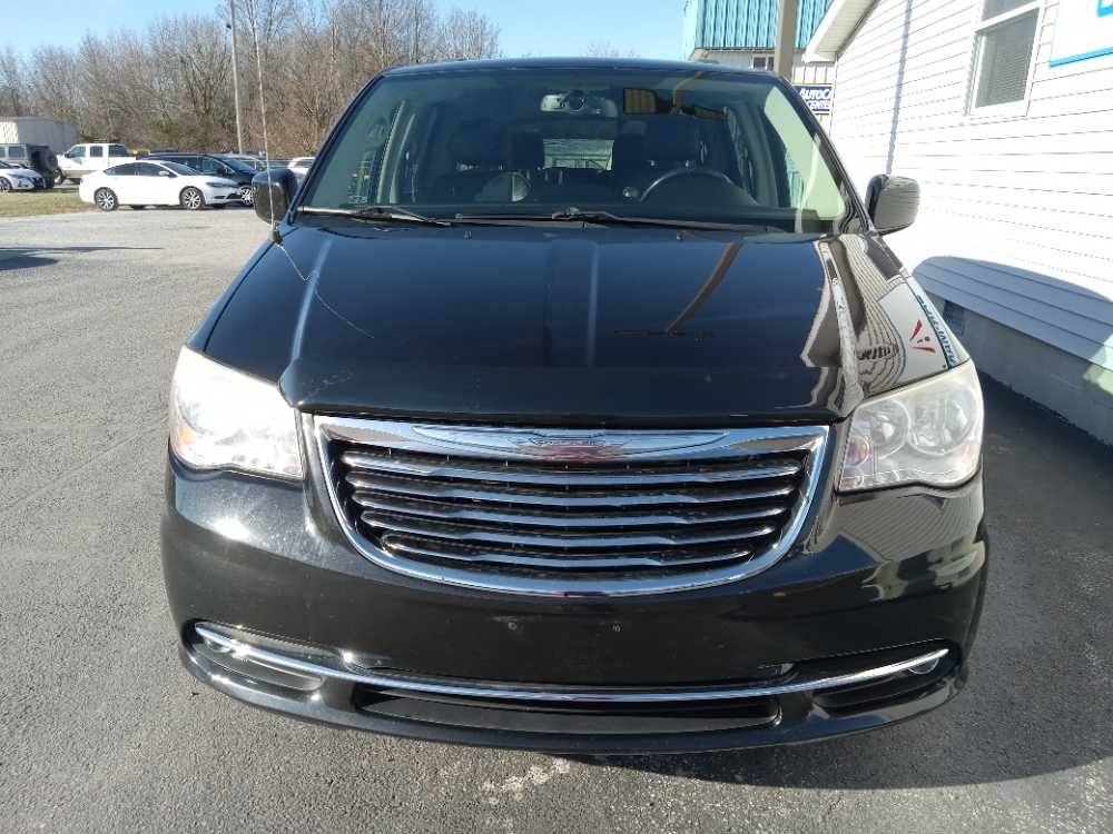 CHRYSLER TOWN & COUNTRY TOURI