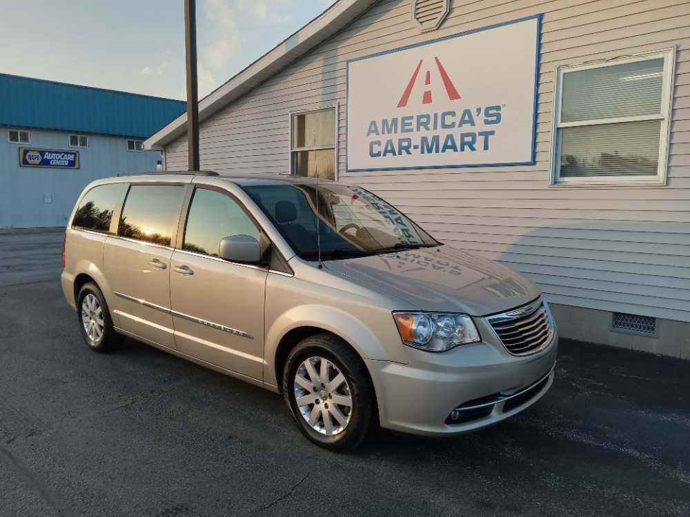 CHRYSLER TOWN & COUNTRY TOURI