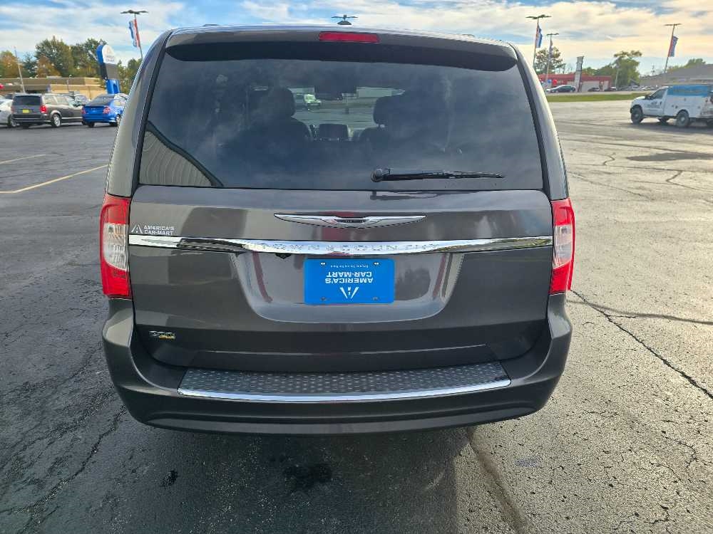 CHRYSLER TOWN & COUNTRY TOURI