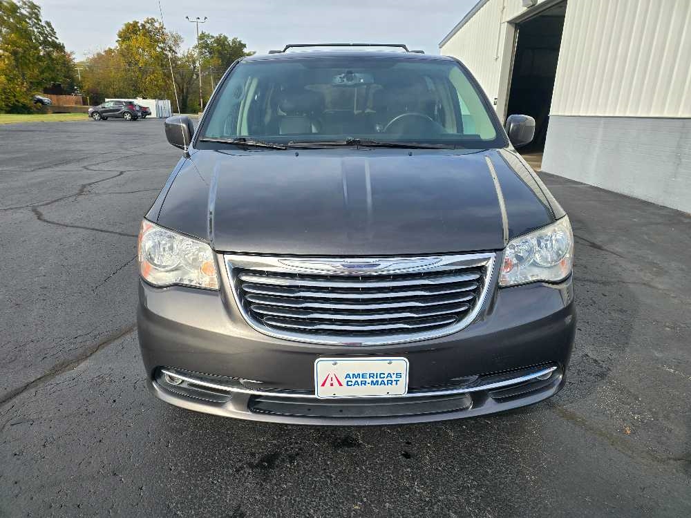 CHRYSLER TOWN & COUNTRY TOURI