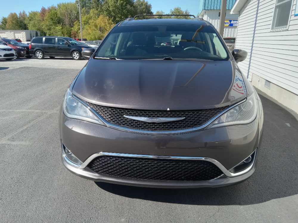 CHRYSLER PACIFICA TOURING L