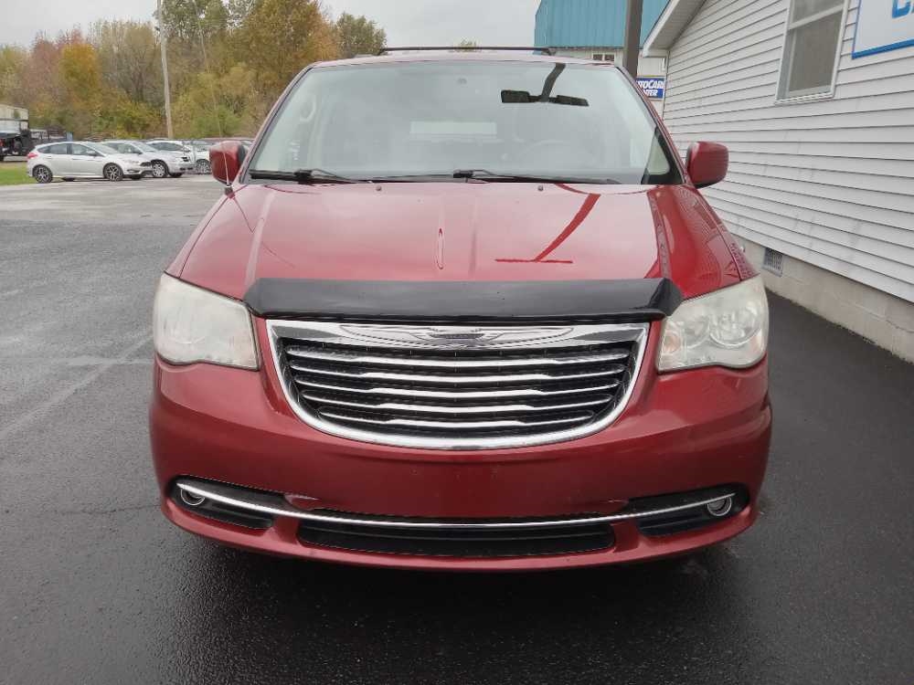 CHRYSLER TOWN & COUNTRY TOURI