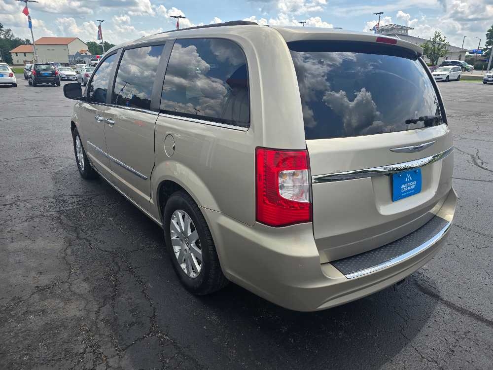 CHRYSLER TOWN & COUNTRY TOURI