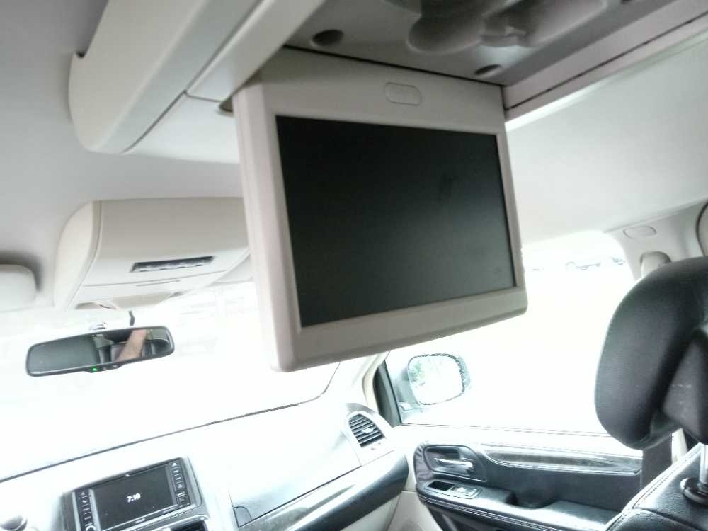 CHRYSLER TOWN & COUNTRY TOURI