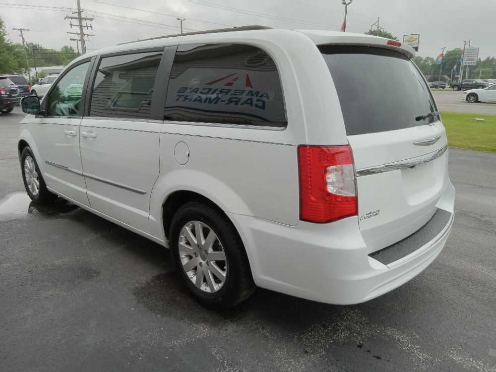 CHRYSLER TOWN & COUNTRY TOURI