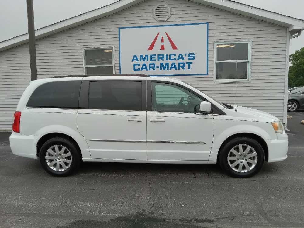 CHRYSLER TOWN & COUNTRY TOURI