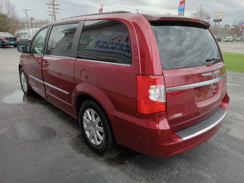 CHRYSLER TOWN & COUNTRY TOURI