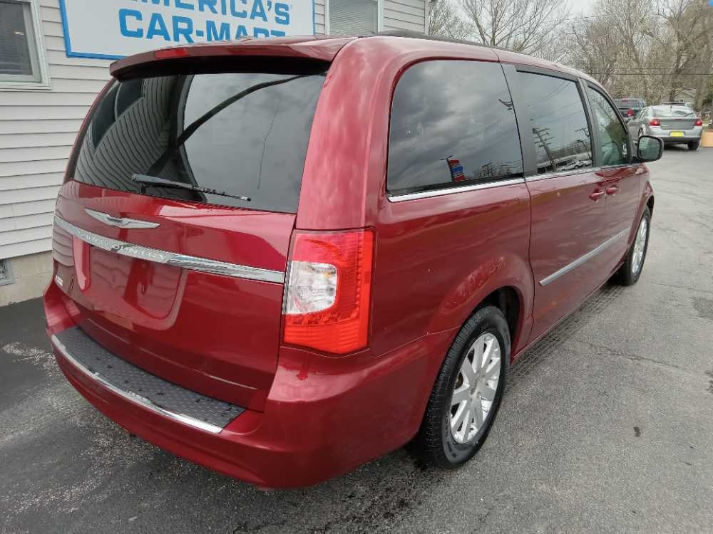 CHRYSLER TOWN & COUNTRY TOURI