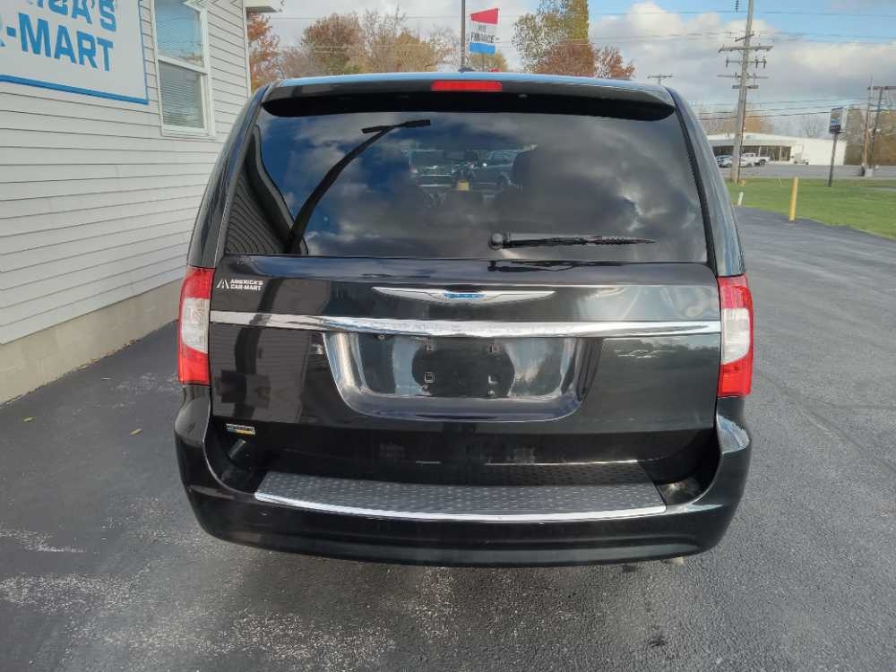 CHRYSLER TOWN & COUNTRY TOURI