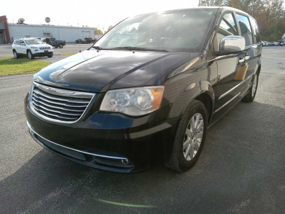 2015 CHRYSLER TOWN & COUNTRY TOURI