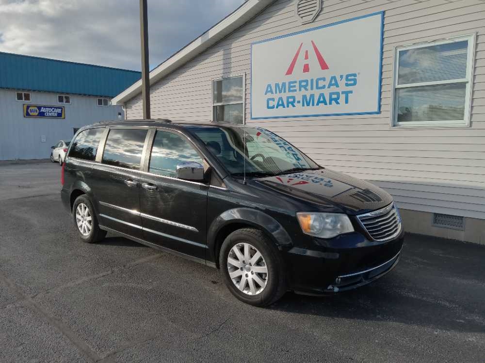 CHRYSLER TOWN & COUNTRY TOURI