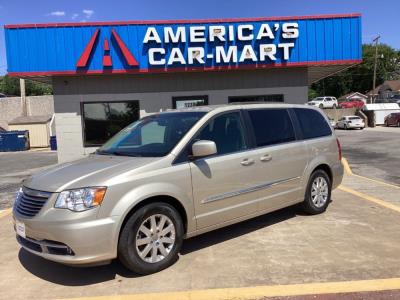 2015 Chrysler Town & Country