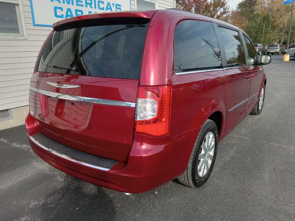 CHRYSLER TOWN & COUNTRY TOURI