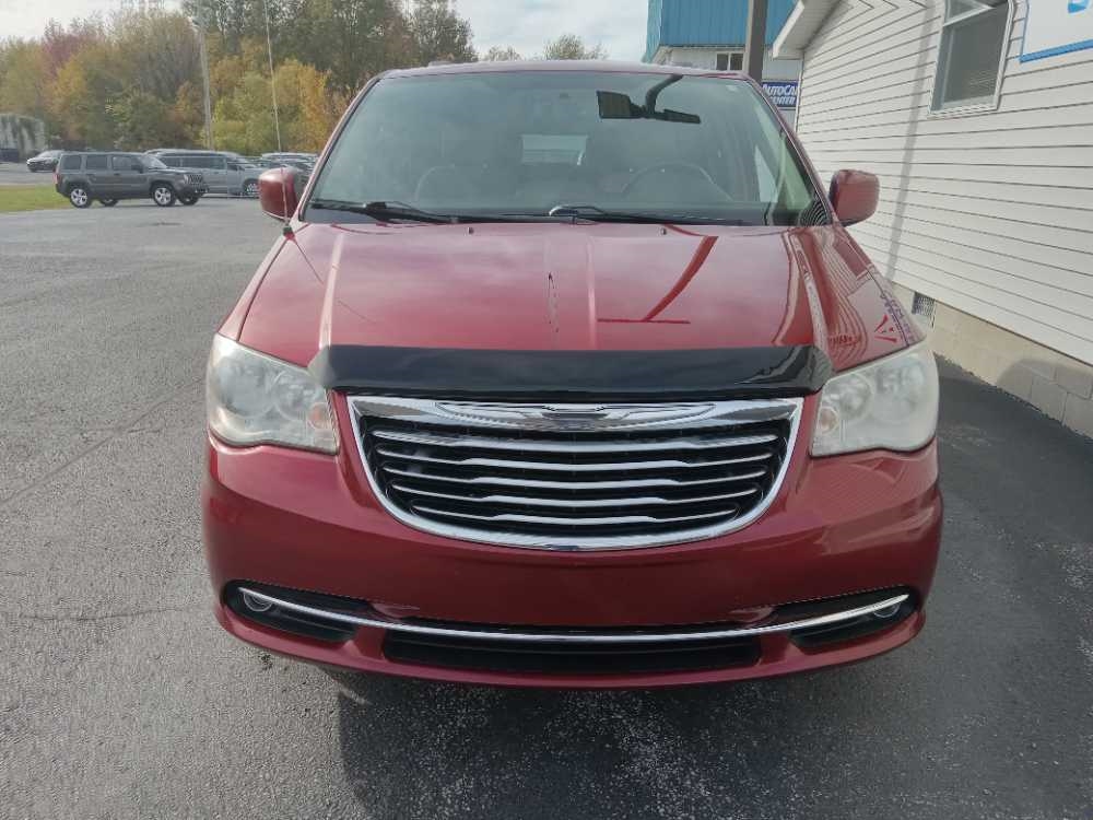 CHRYSLER TOWN & COUNTRY TOURI