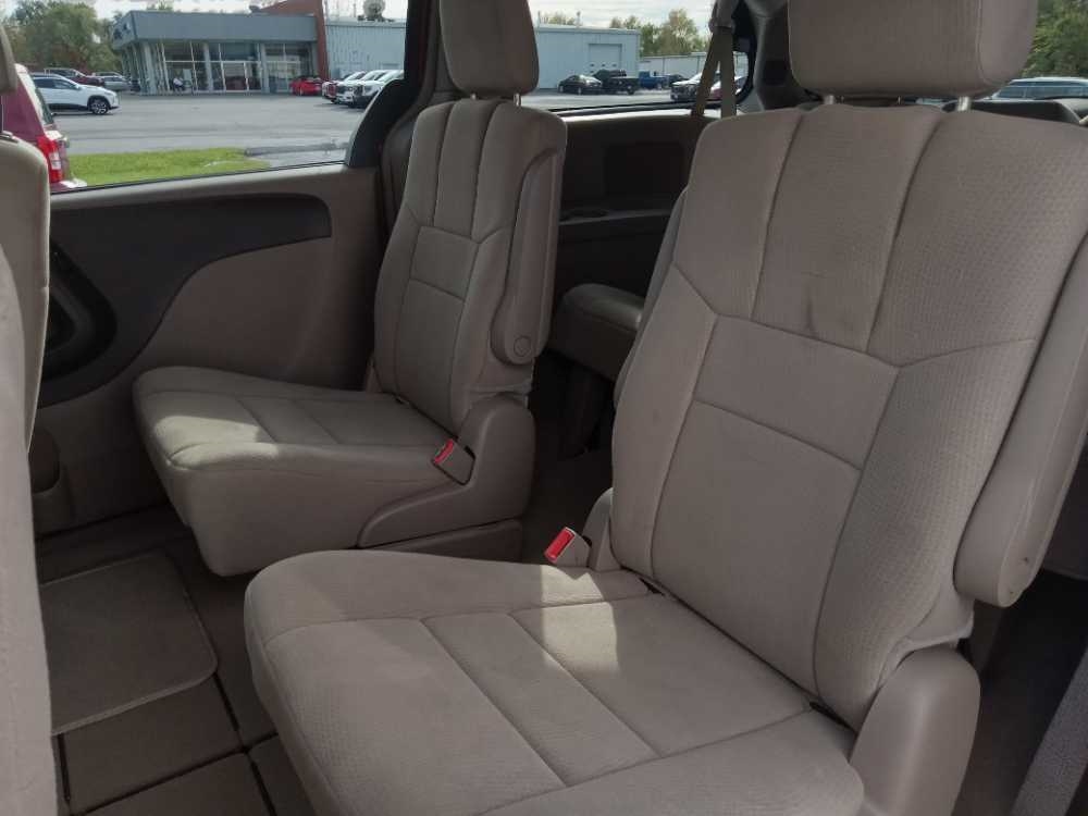 CHRYSLER TOWN & COUNTRY TOURI