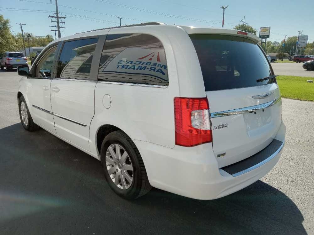 CHRYSLER TOWN & COUNTRY TOURI