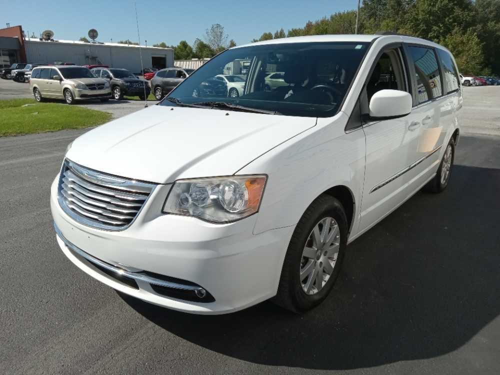 CHRYSLER TOWN & COUNTRY TOURI