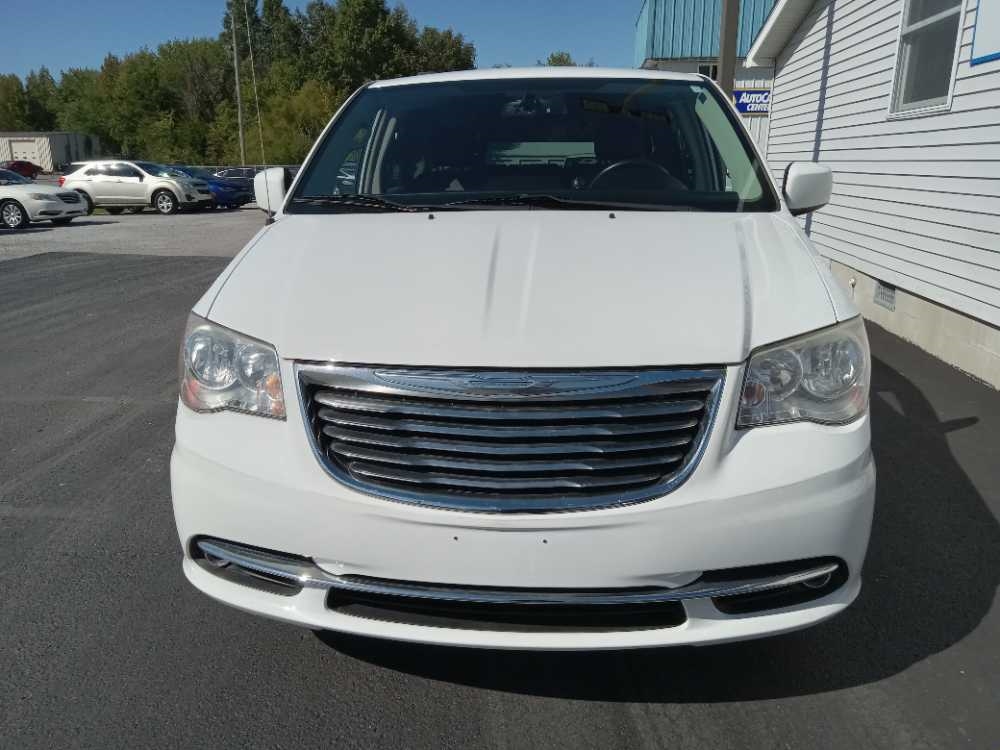 CHRYSLER TOWN & COUNTRY TOURI