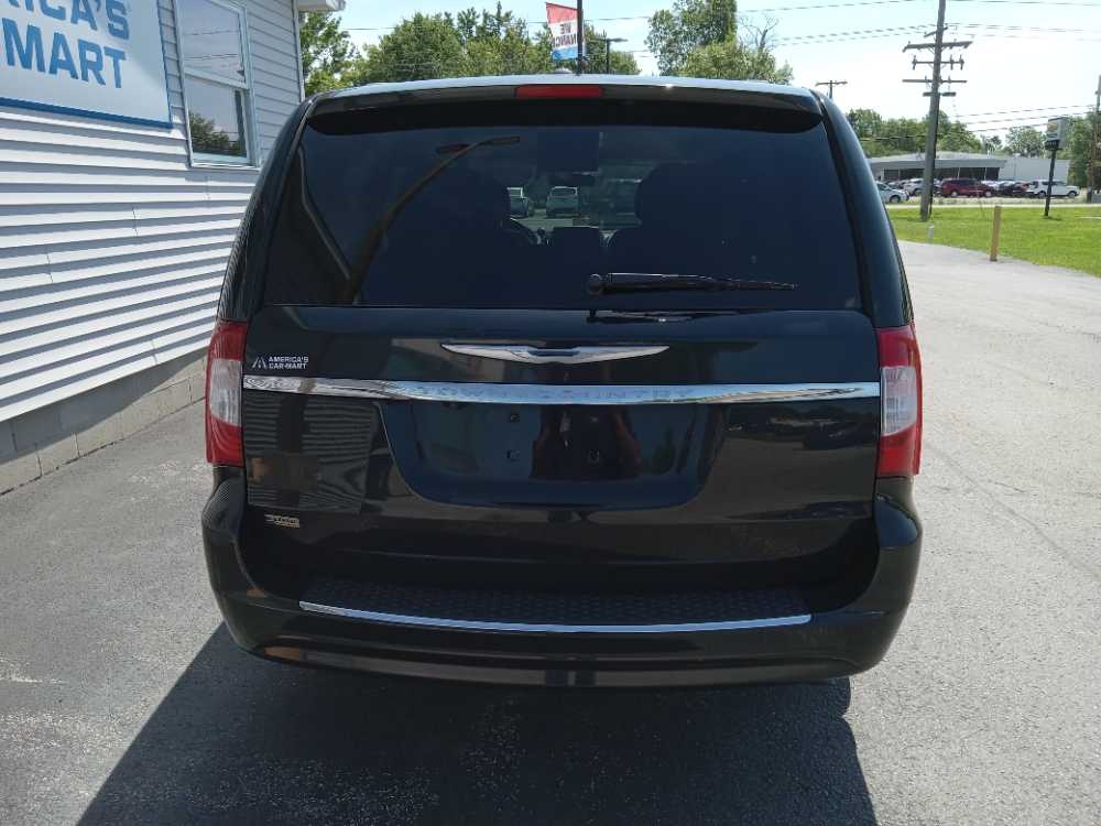 CHRYSLER TOWN & COUNTRY TOURI